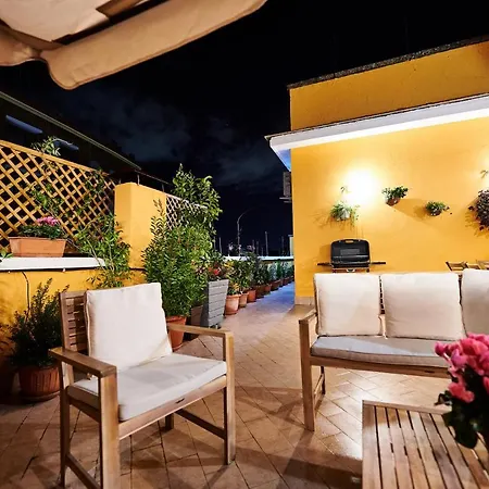 Terrace - Meospiti Penthouse Apartment Rome Exterior photo